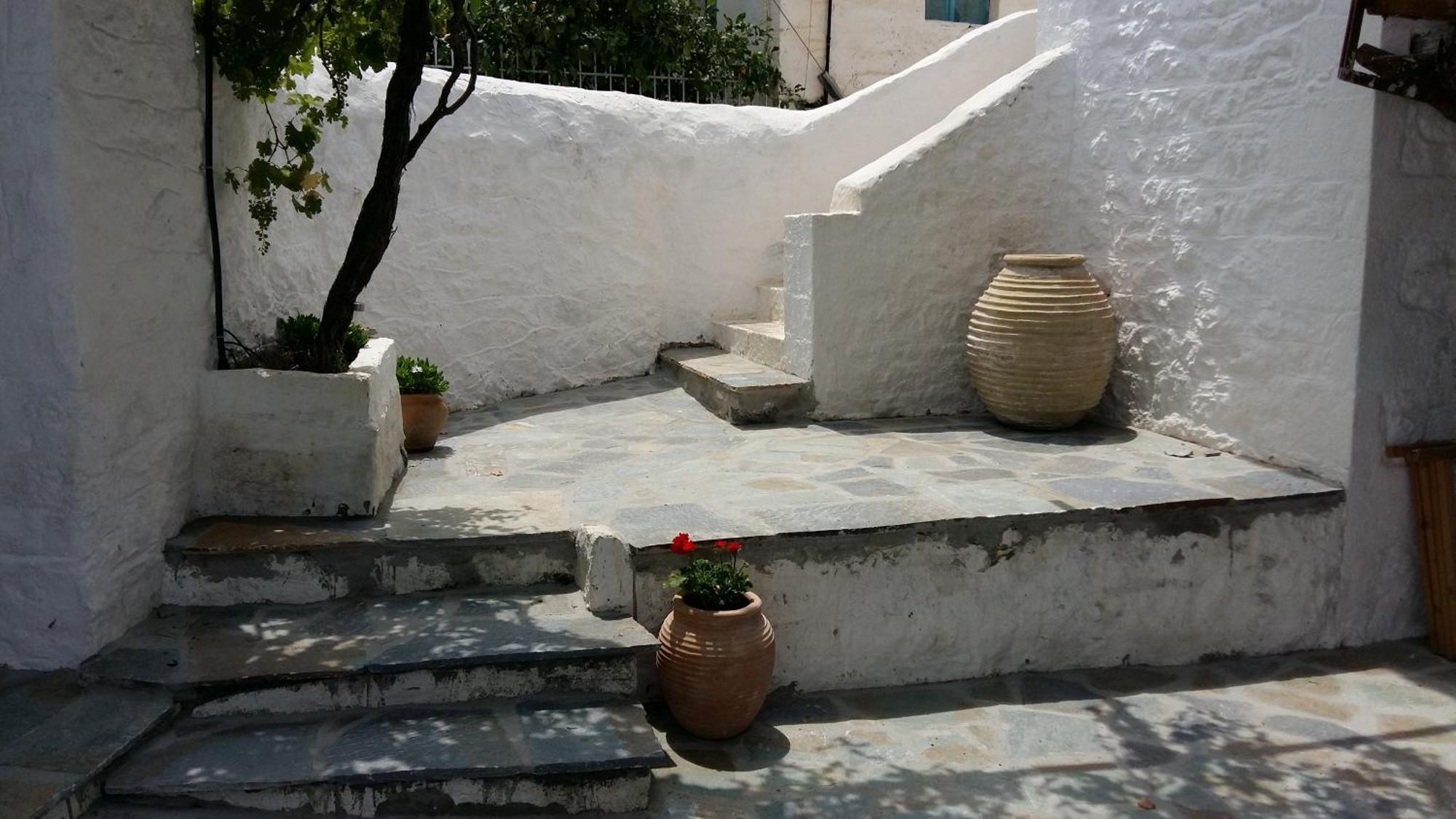 Lovely Traditionnal House With Sea View Tirós Extérieur photo