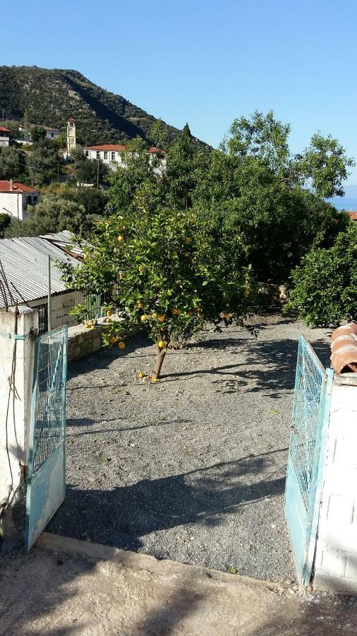 Lovely Traditionnal House With Sea View Tirós Extérieur photo